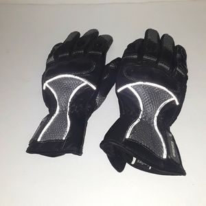 RARE SEDICI RACING #16 LADIES MEDIUM ARMORED BLACK & GRAY LEATHER GLOVES